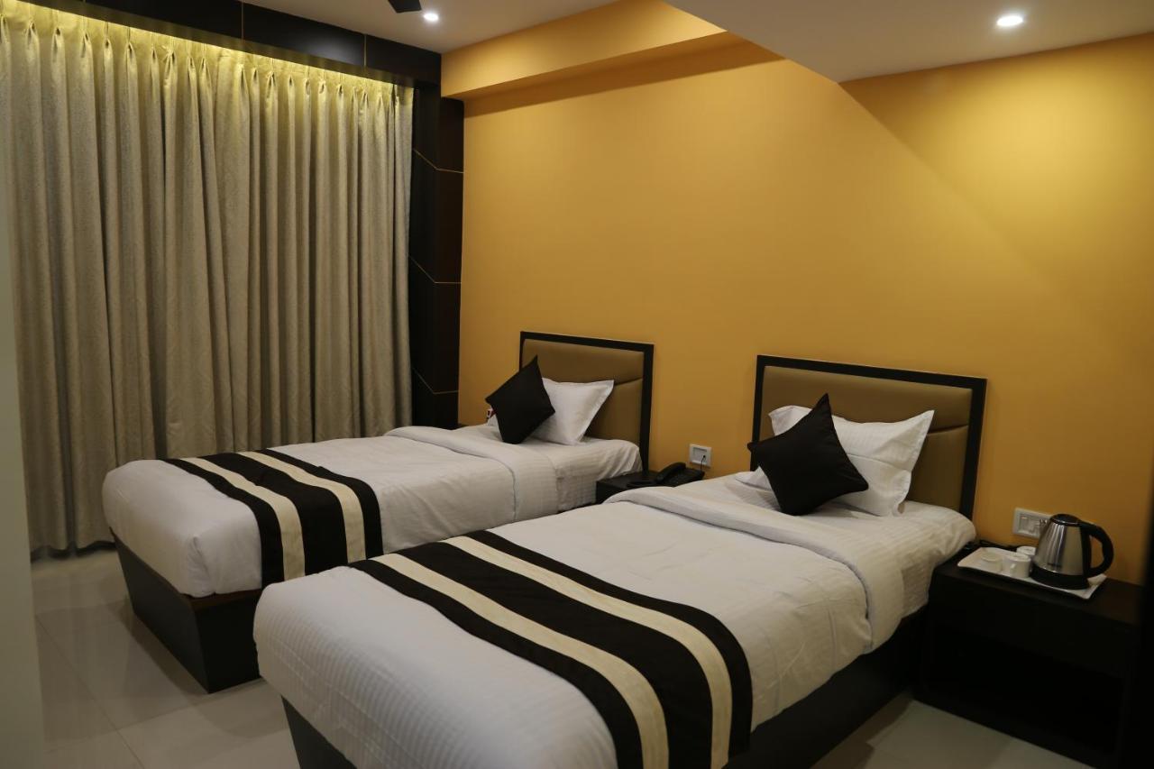 Hotel Ds International Džamšédpur Exteriér fotografie